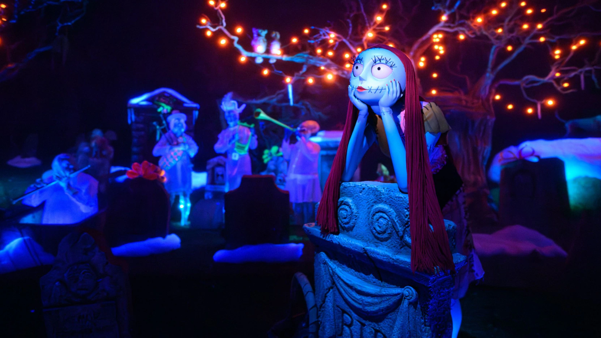What's Changing at Disneyland for the Holidays: Ride Overlays and Festive Details