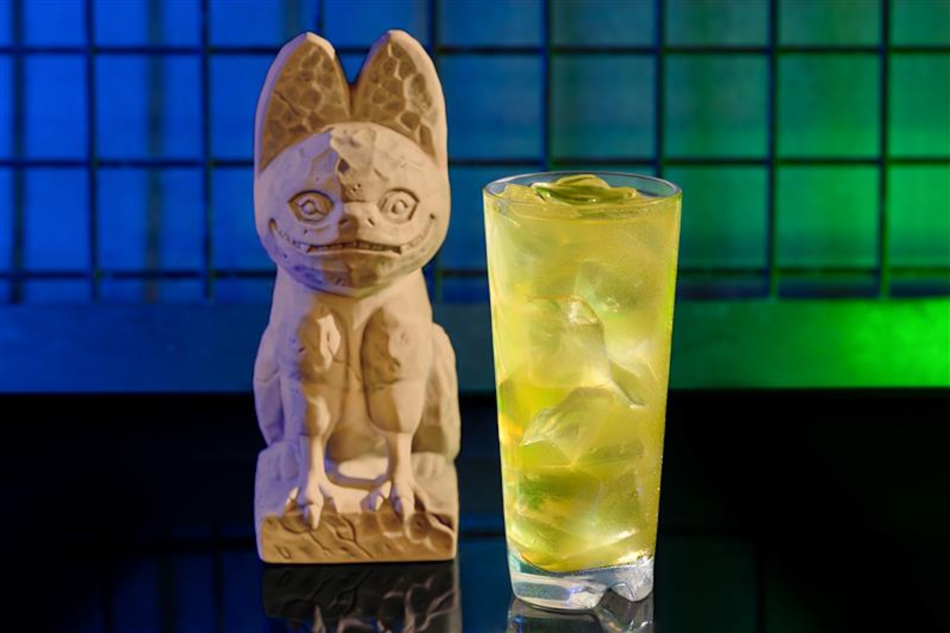 The Roaring Loth-Cat non-alcoholic beverage
