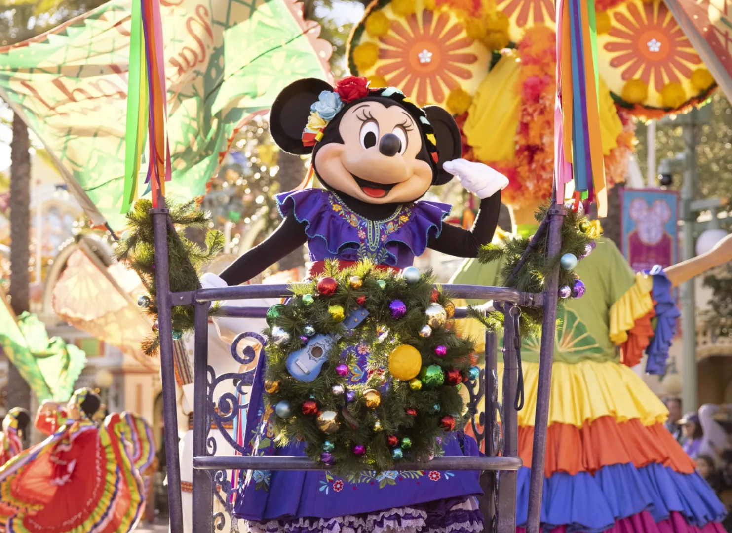 Disney ¡Viva Navidad! with Three Caballeros and folklorico dancers