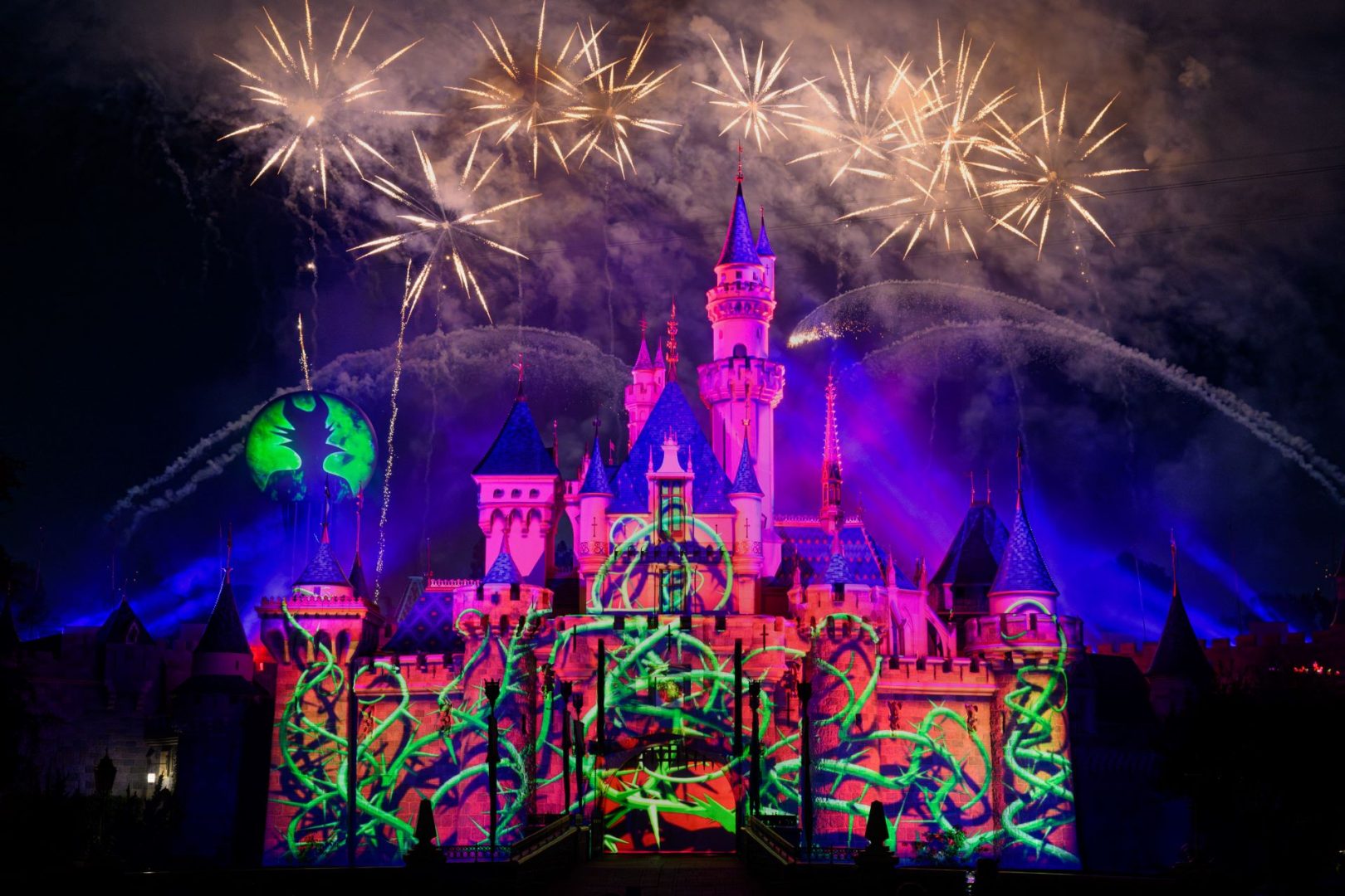 Halloween Screams projection on Sleeping Beauty Castle