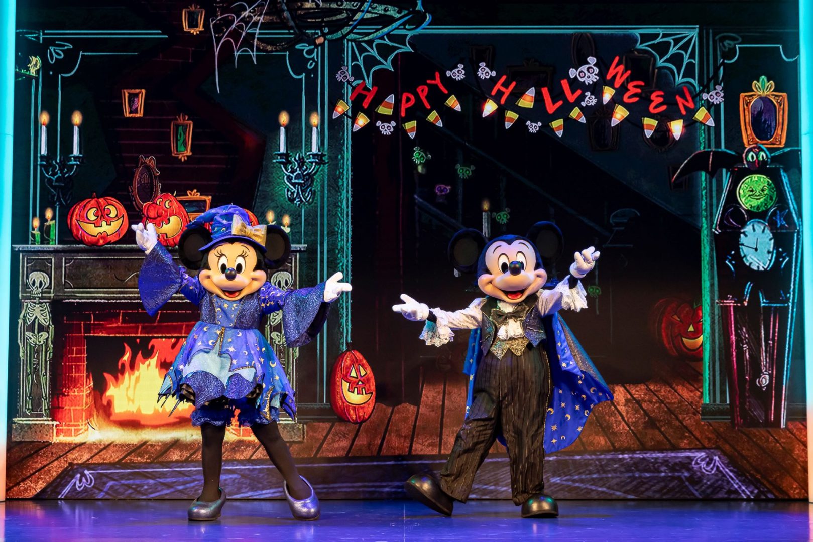 Mickey's Trick and Treat character experience at Disney California Adventure