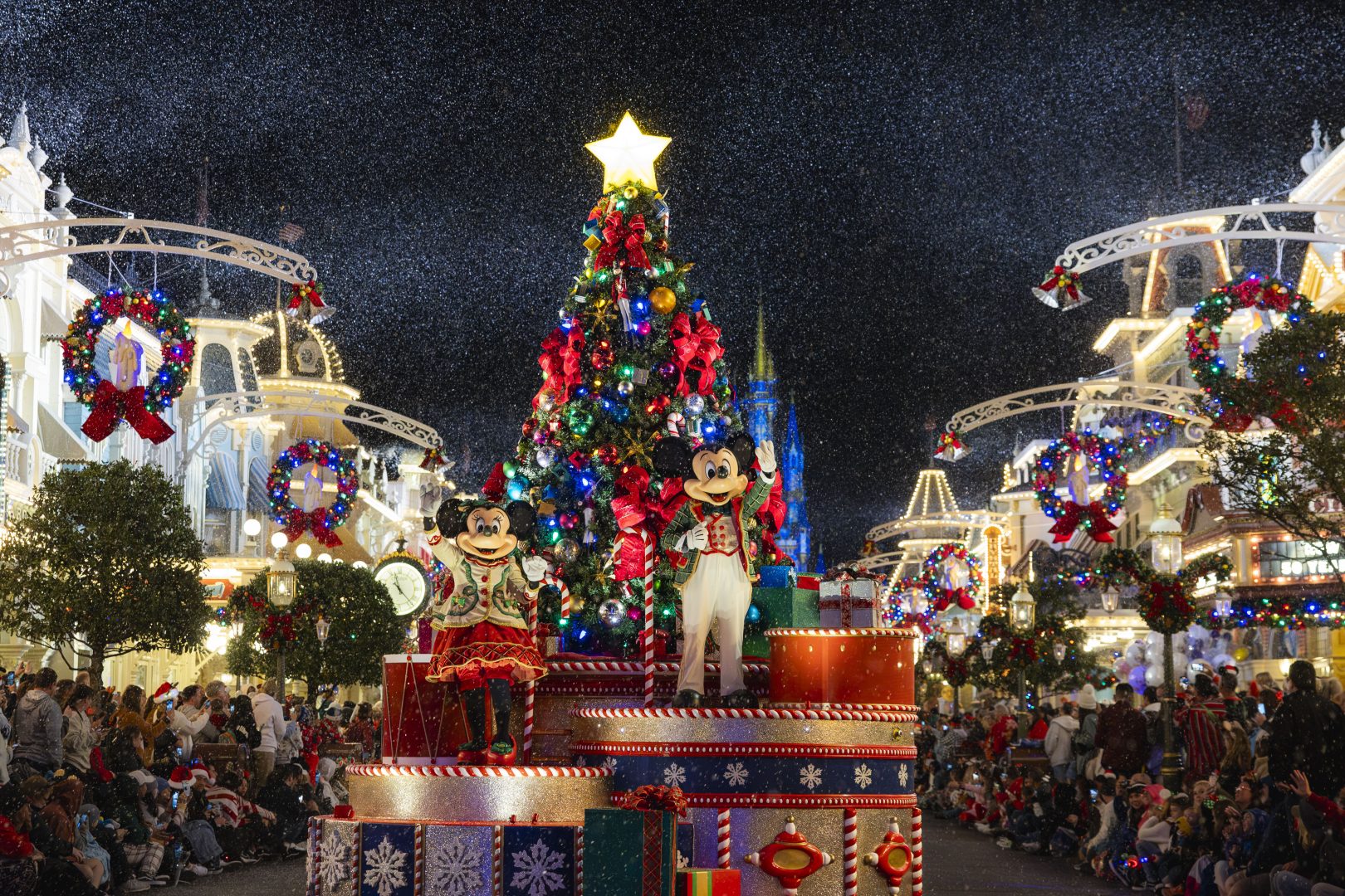 Here's What's Happening at Disney World This Holiday Season, November 2026 Through January
