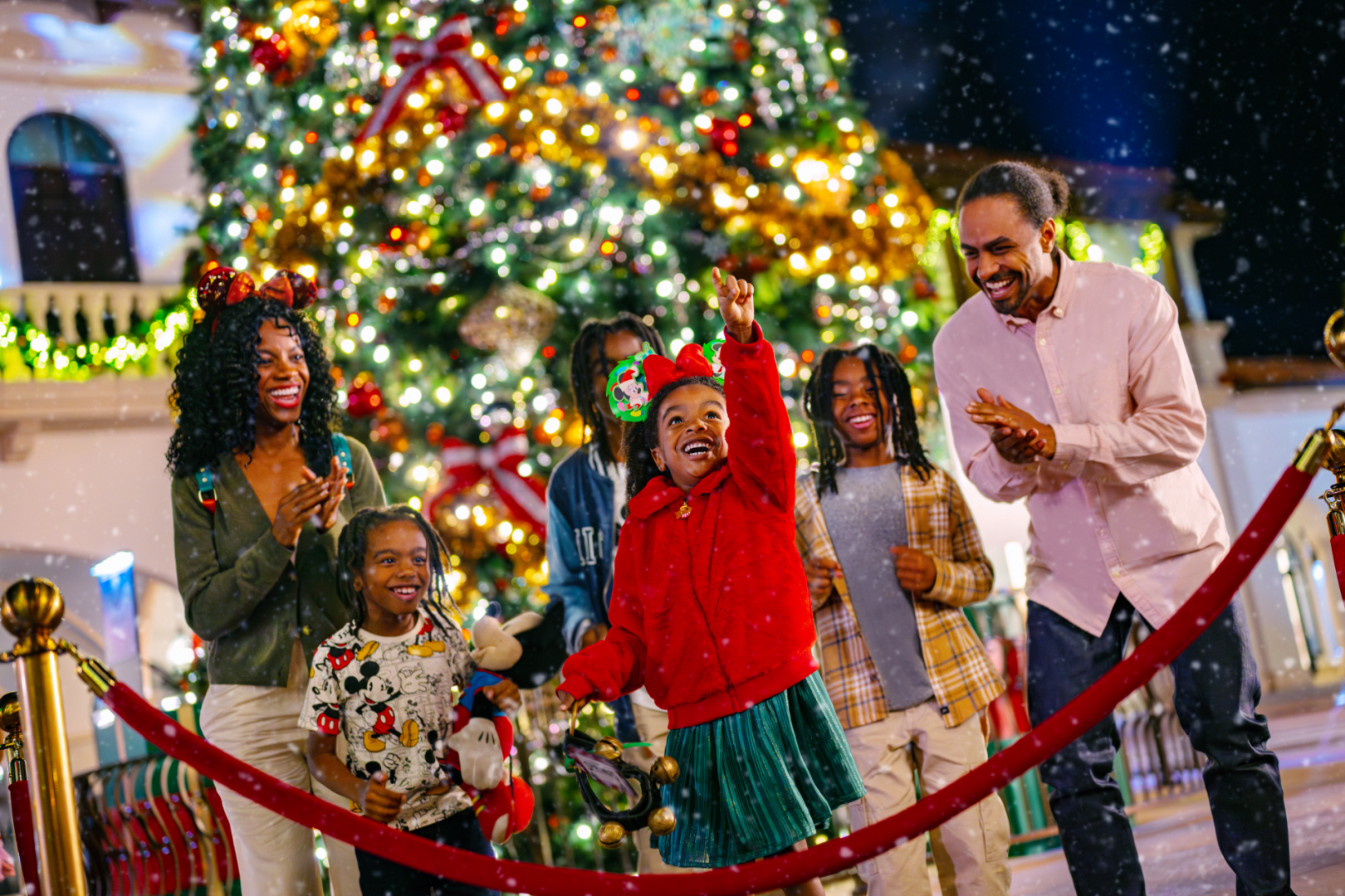 Disney Springs holiday shopping and seasonal atmosphere